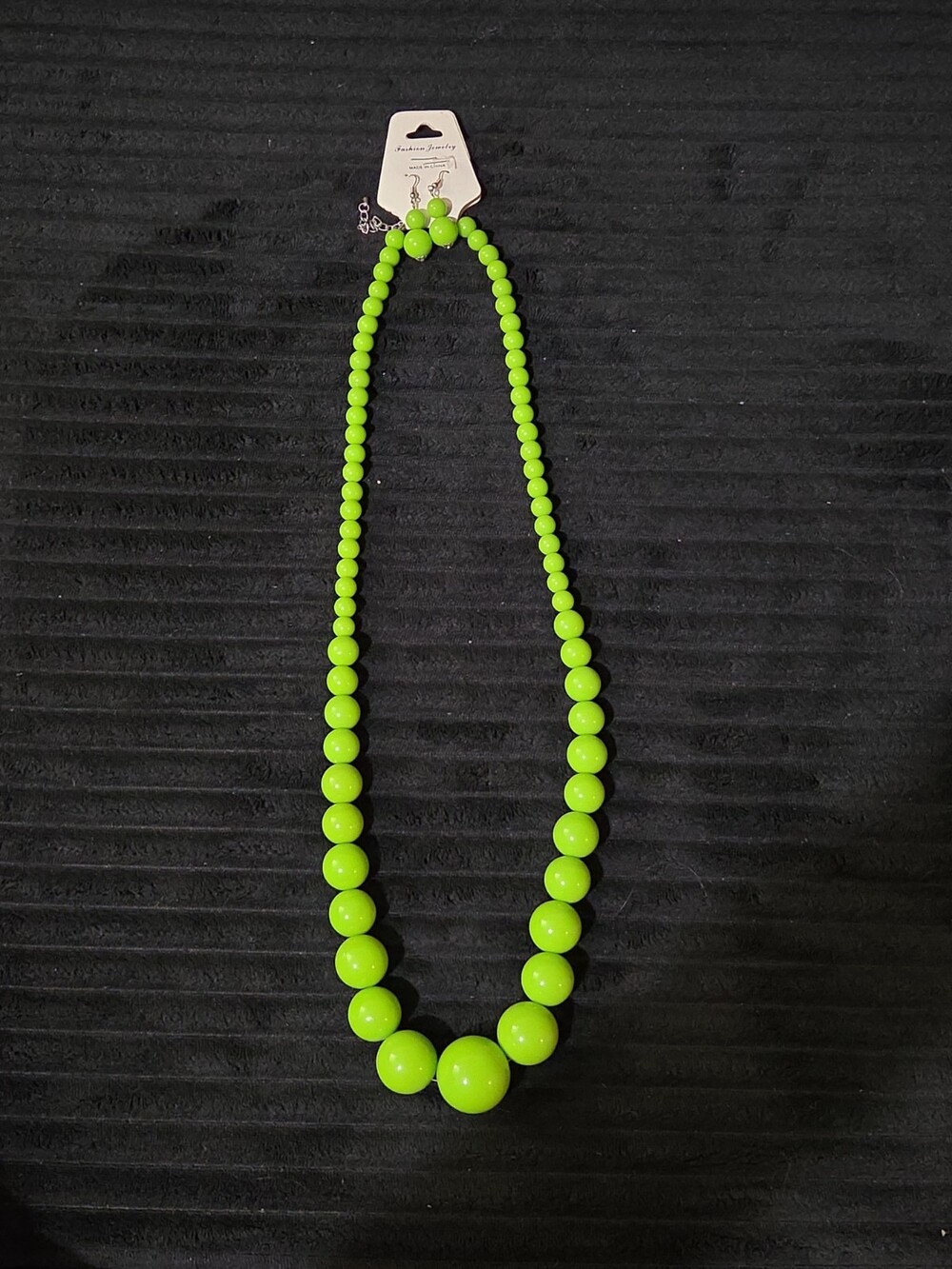 Unbranded Chunky Bubblegum Bead Necklace Earring Set Green Retro New On Card
